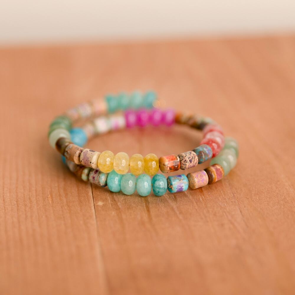 Dyed Quartz & Imperial Jasper Memory Wire Bracelet